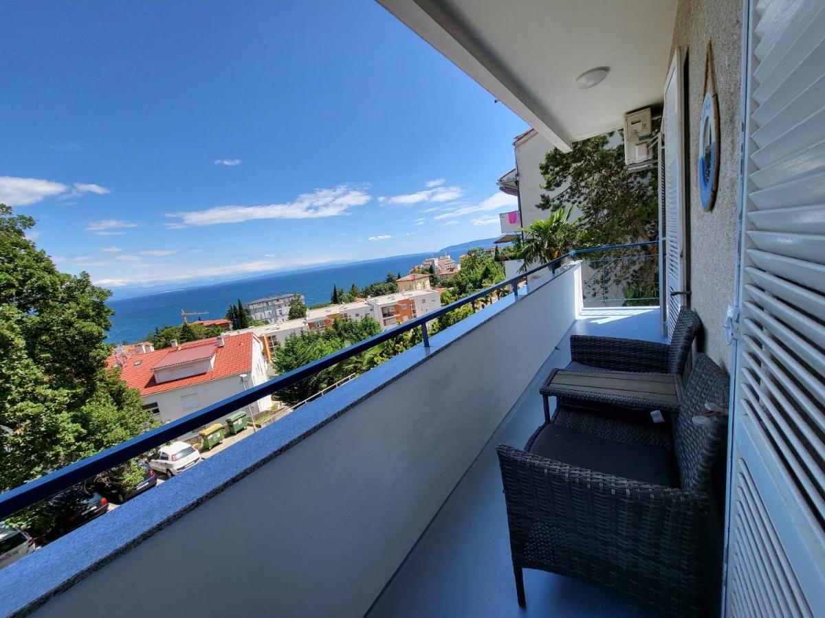 Apartment With Direct Sea View, Free Parking And Close To Beaches And Promenade Lovran Exterior foto