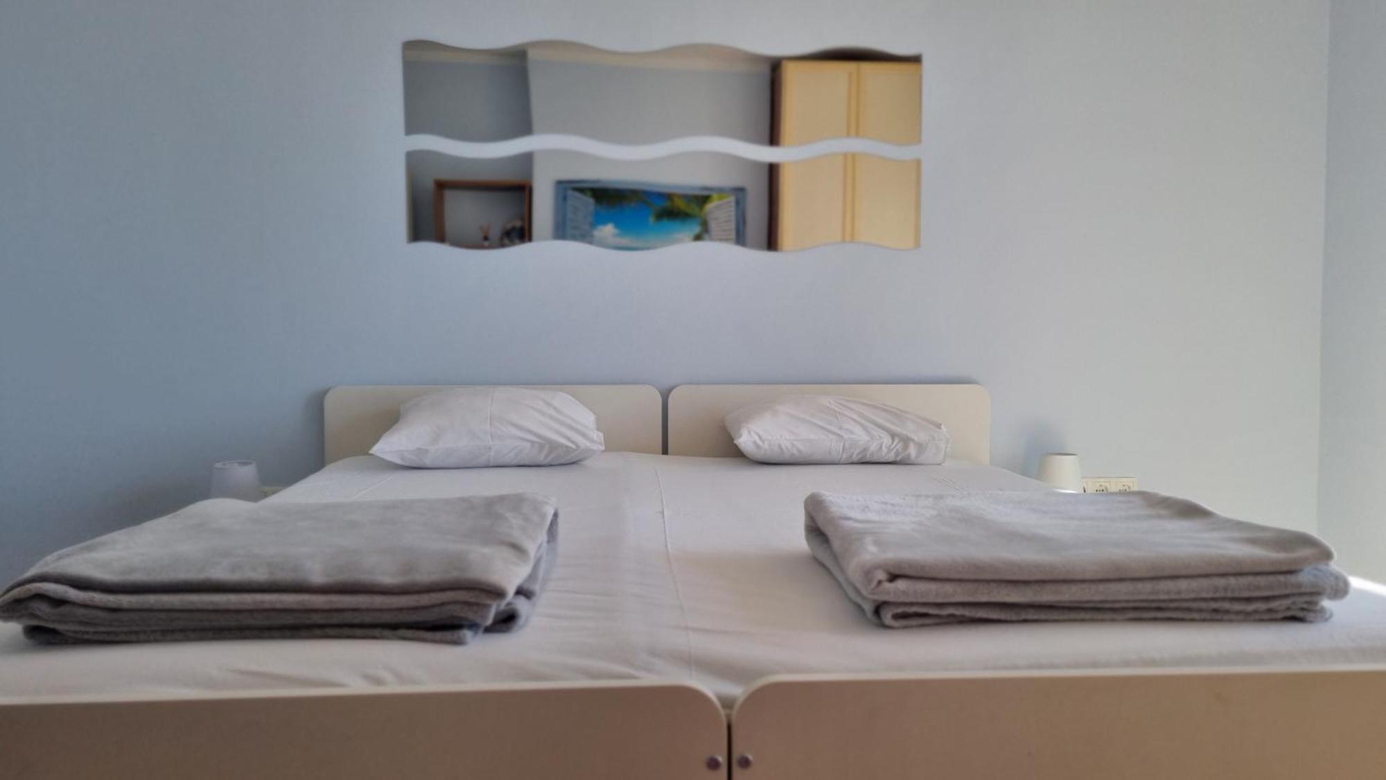 Apartment With Direct Sea View, Free Parking And Close To Beaches And Promenade Lovran Exterior foto