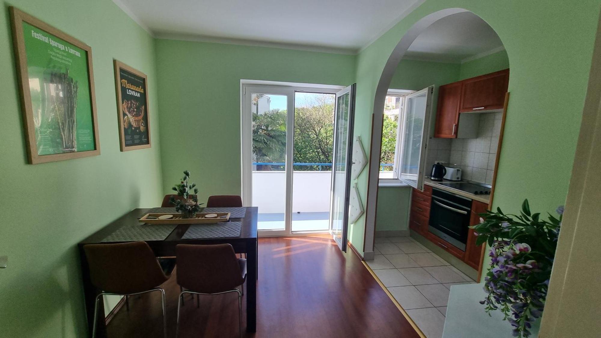 Apartment With Direct Sea View, Free Parking And Close To Beaches And Promenade Lovran Exterior foto