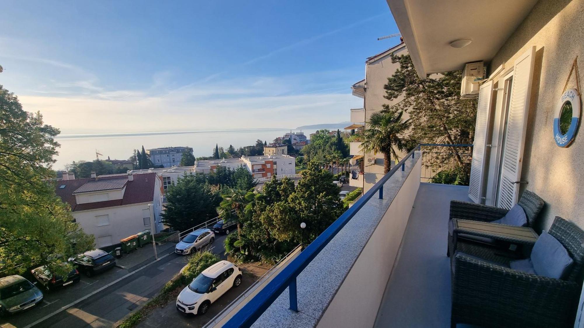 Apartment With Direct Sea View, Free Parking And Close To Beaches And Promenade Lovran Exterior foto